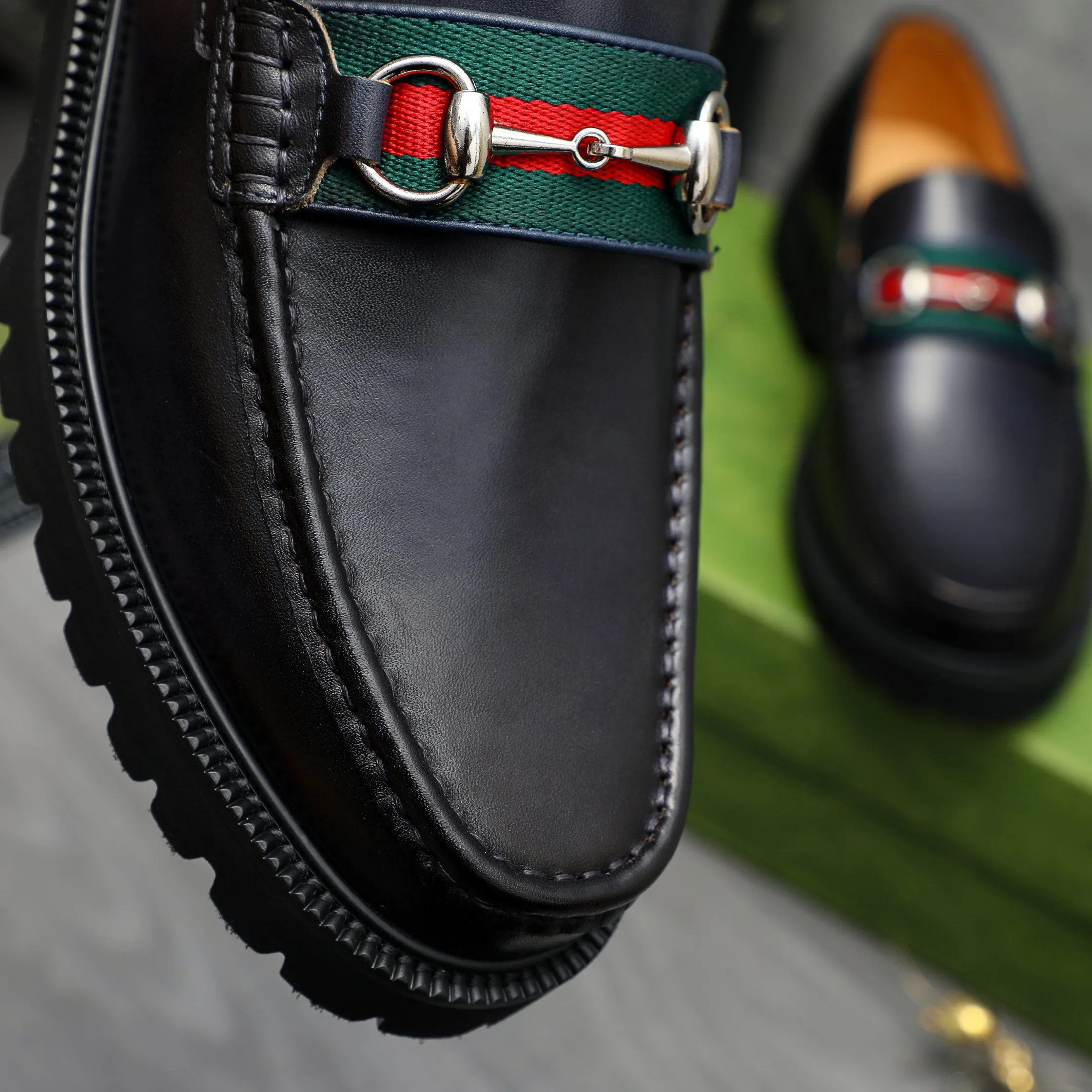 Men's shoes 💰p560 Product trademark: GUCCI "Gucci" business slip-on leather shoes Regular size: 38-46 (38.45.46 custom-made, non-returnable) Product materials: Selected pearlescent cowhide upper, cowhide lining, non-slip rubber outsole